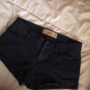 navy blue hollister low rise shorts